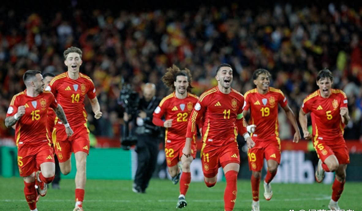 关于AC米兰战平利物浦，拉莫斯梅开二度欧联杯的信息