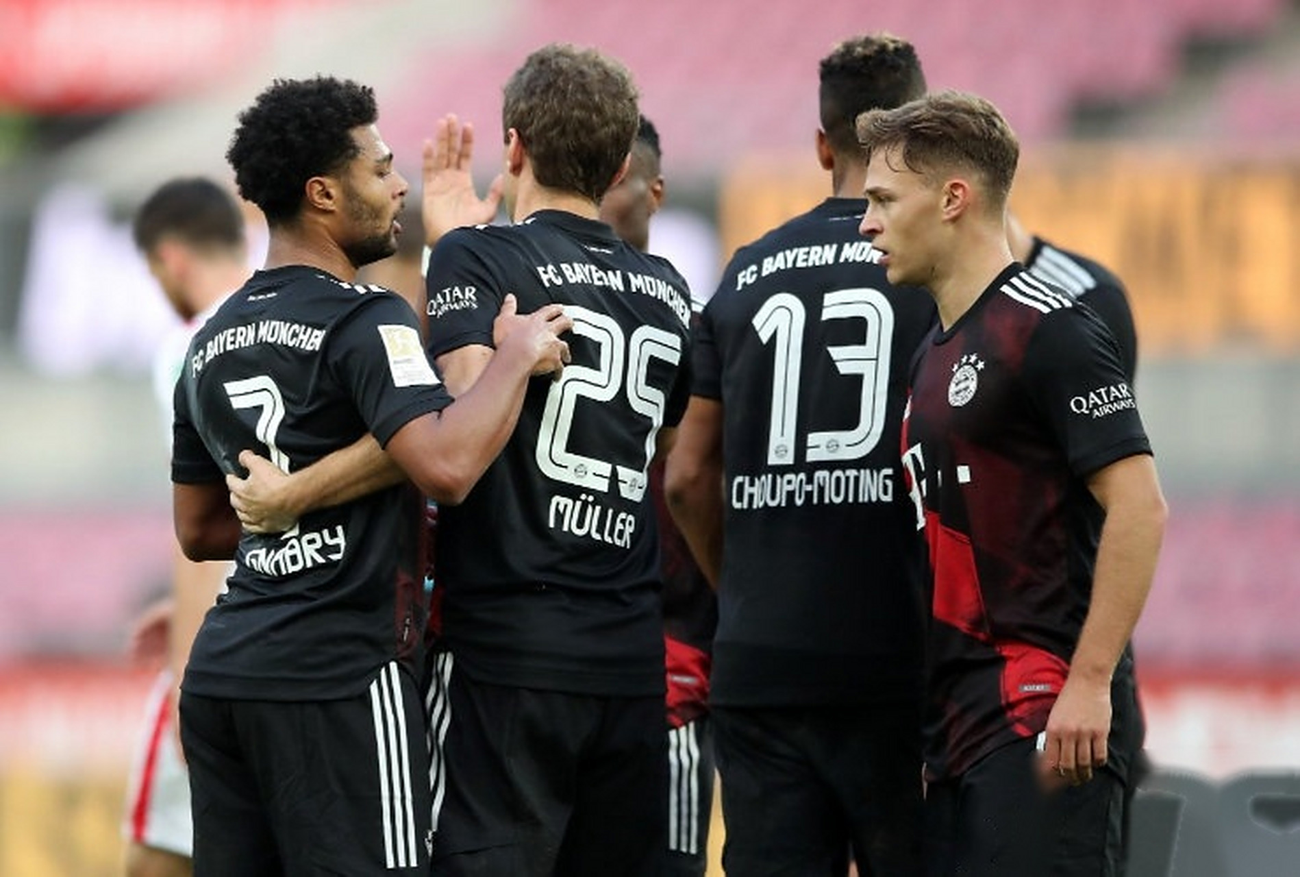 皇马力克利物浦,梅西乌龙送礼西甲 皇马力克利物浦,梅西乌龙送礼西甲