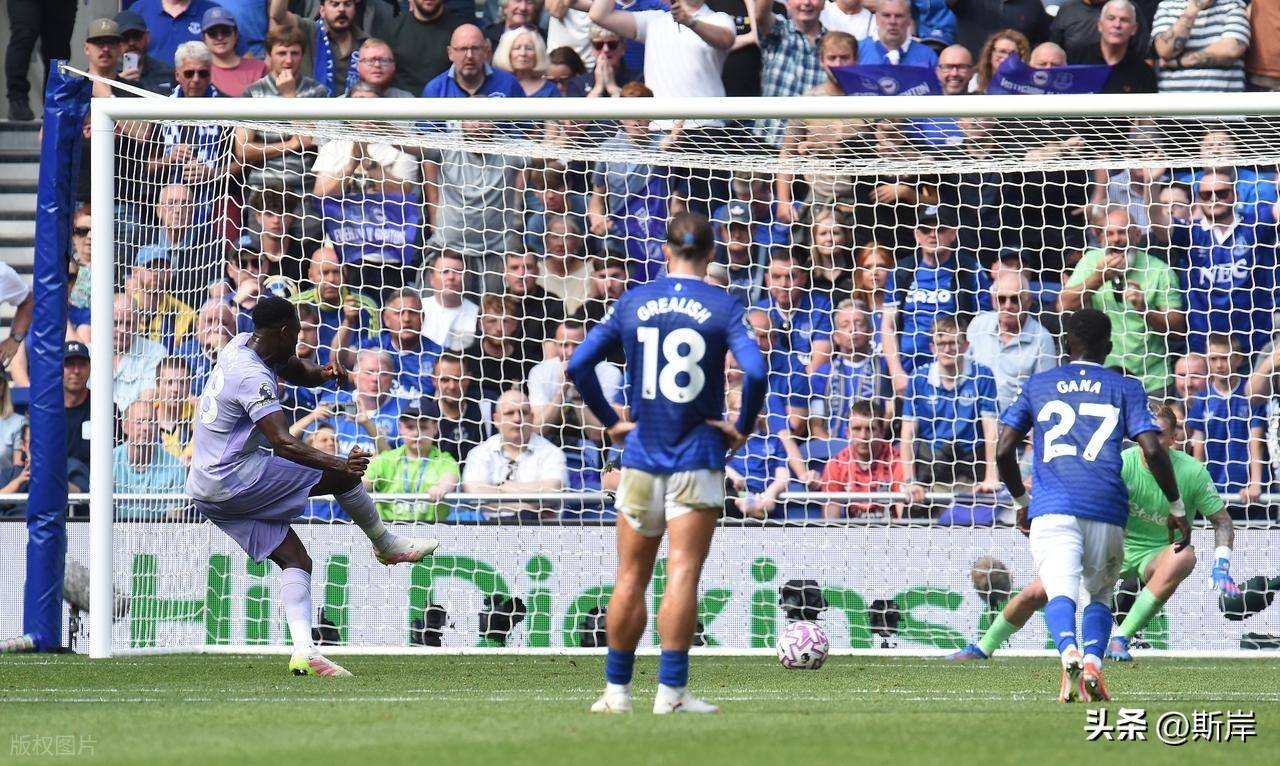 关于曼城战平里昂，格列兹曼梅开二度欧冠的信息