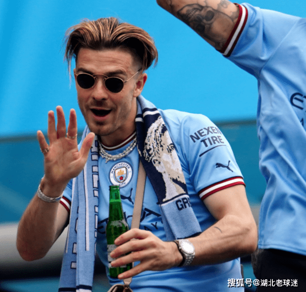 曼城挥汗如雨,广邀英雄事无巨细