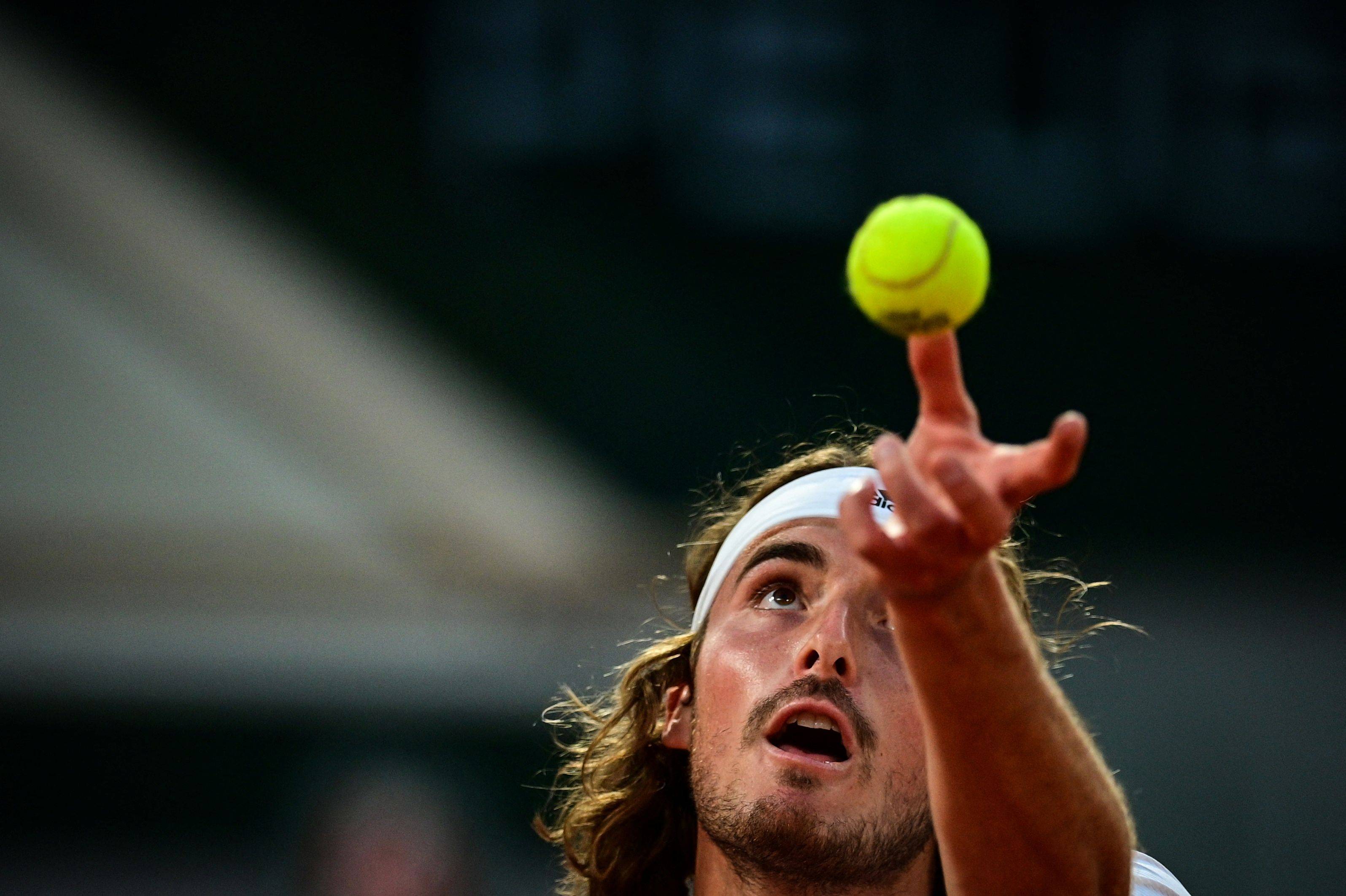 华体会-意大利网球队横扫美国网球队，西西帕斯制霸全场